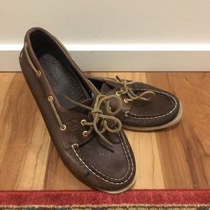 Brown Sperry size 8.5